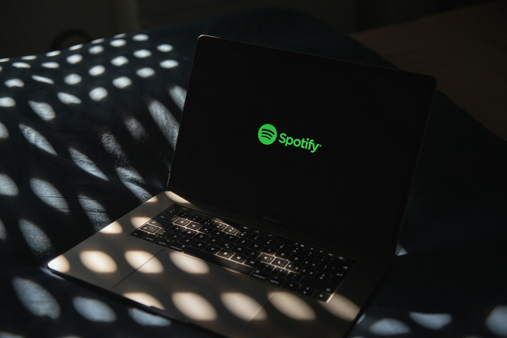 How to Monetize Podcast on Spotify
